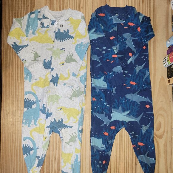 Carter's Other - Carter's Child of Mine Footed Pajamas 12m NWOT * One Dinosaurs, One Sharks